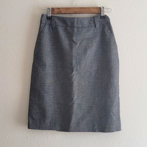 Banana Republic Gray Career Skirt size OP - Picture 7 of 9